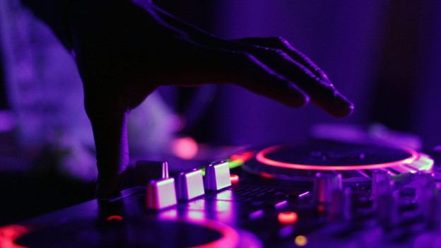 Surefire Party Starters: The Ultimate Guide to Hiring a Mobile DJ