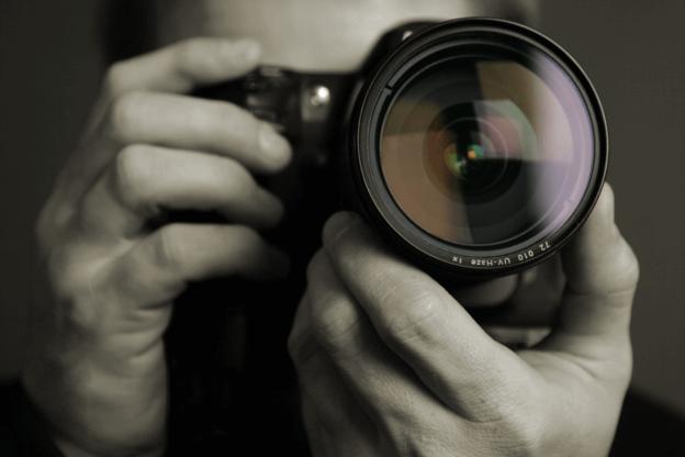 Picture-Perfect: The Essential Guide to Hiring the Right Photographer for Your Event