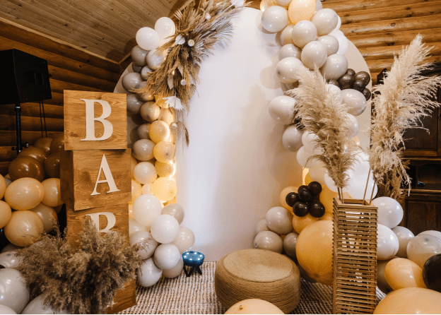 Decorating Your Events The Rising Trend of Balloon Garlands
