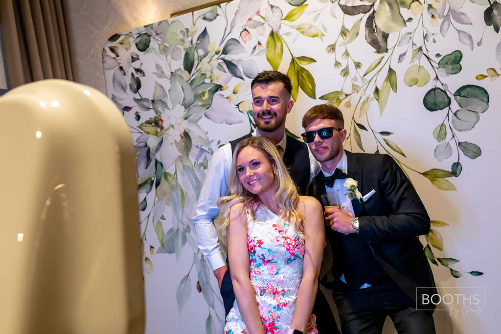 Learn about the quick and easy setup of our photo booths.